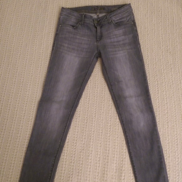 🌺 SPRING SALE🌺 DL1961 Emma Low Rise Skinny Jeans - Picture 1 of 8